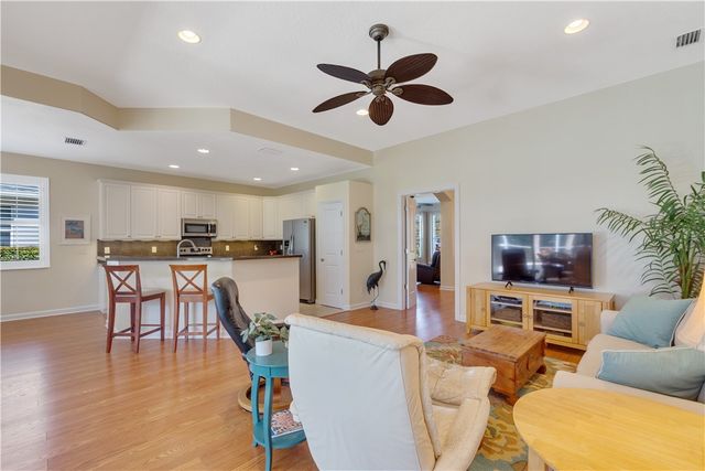 749 W Ocracoke Square SW, Vero Beach, FL 32968