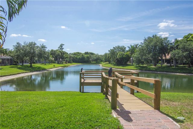 749 W Ocracoke Square SW, Vero Beach, FL 32968