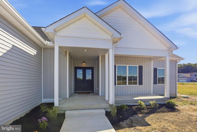 5 SEATTLE SLEW LN, Berlin, MD 21811