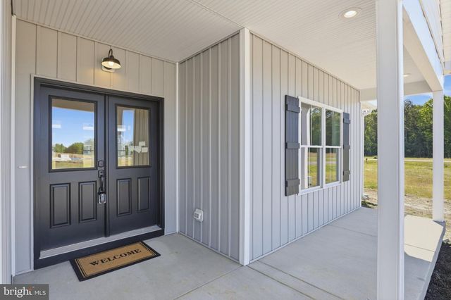 5 SEATTLE SLEW LN, Berlin, MD 21811