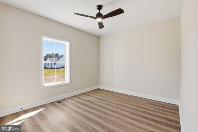 5 SEATTLE SLEW LN, Berlin, MD 21811