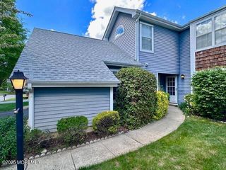 13 Ashbourne Drive, 13B, Monroe, NJ 08831