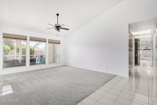 10821 E SILVERTREE Drive, Sun Lakes, AZ 85248