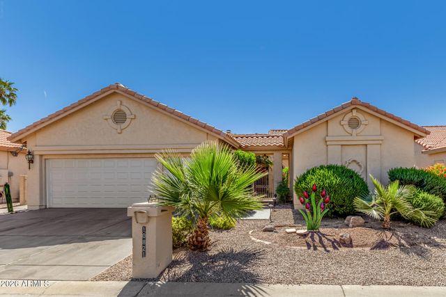 10821 E SILVERTREE Drive, Sun Lakes, AZ 85248