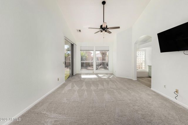 10821 E SILVERTREE Drive, Sun Lakes, AZ 85248