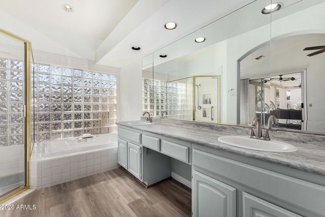 10821 E SILVERTREE Drive, Sun Lakes, AZ 85248