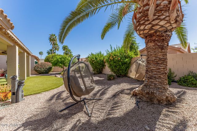 10821 E SILVERTREE Drive, Sun Lakes, AZ 85248