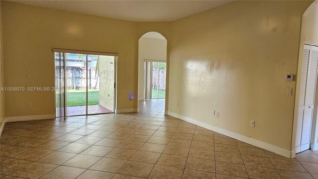 14209 SW 160 CT, Miami, FL 33196