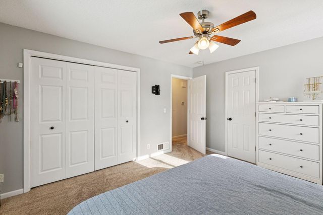 20650 207th Court W, Lakeville, MN 55044