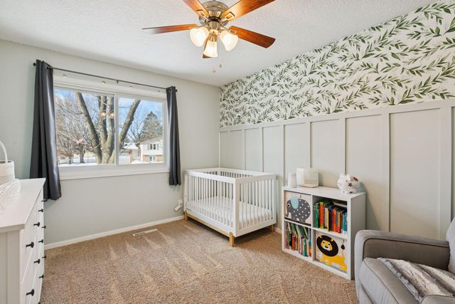 20650 207th Court W, Lakeville, MN 55044