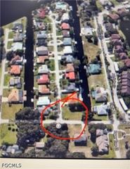 1081 Butler RD, North Fort Myers, FL 33917