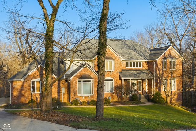 8738 Potters Cove Court, Indianapolis, IN 46234