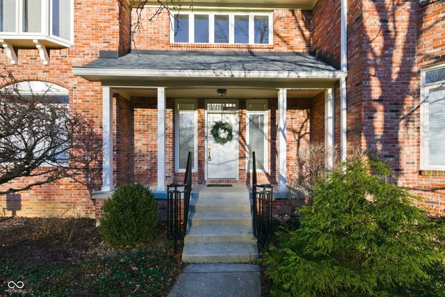 8738 Potters Cove Court, Indianapolis, IN 46234