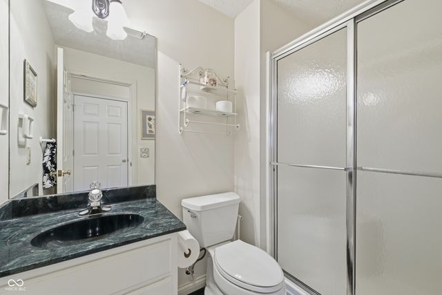 8738 Potters Cove Court, Indianapolis, IN 46234