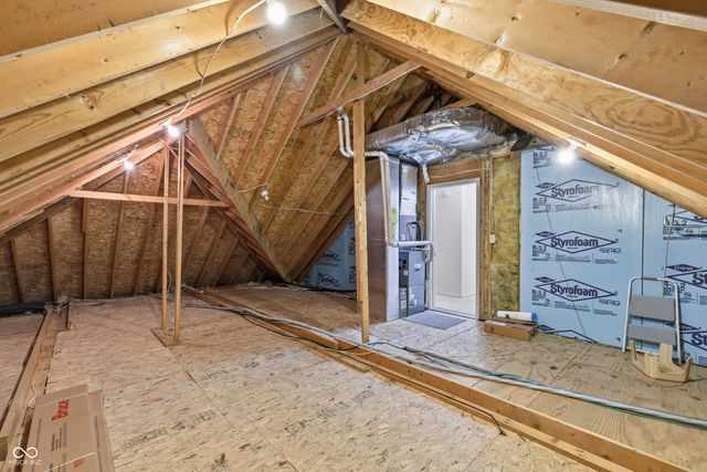 8738 Potters Cove Court, Indianapolis, IN 46234