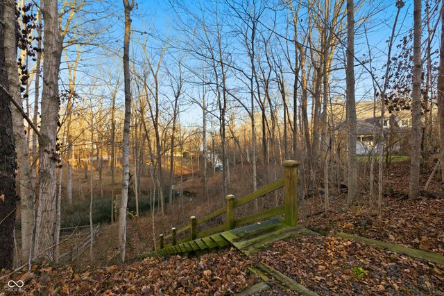 8738 Potters Cove Court, Indianapolis, IN 46234