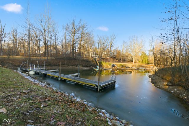 8738 Potters Cove Court, Indianapolis, IN 46234