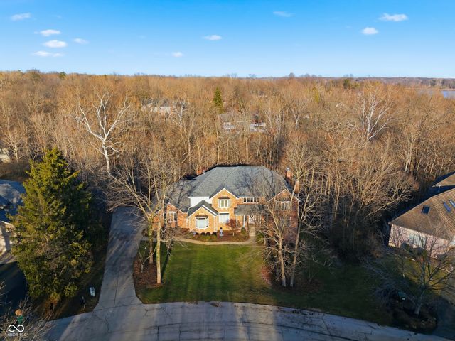 8738 Potters Cove Court, Indianapolis, IN 46234