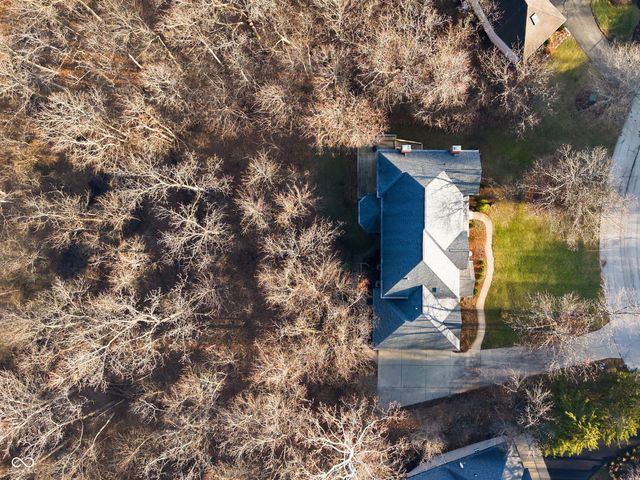 8738 Potters Cove Court, Indianapolis, IN 46234