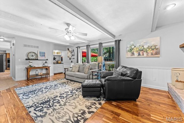 102 E Brittany Lane, O'fallon, IL 62269