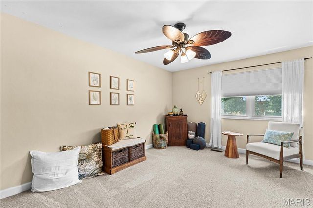 102 E Brittany Lane, O'fallon, IL 62269