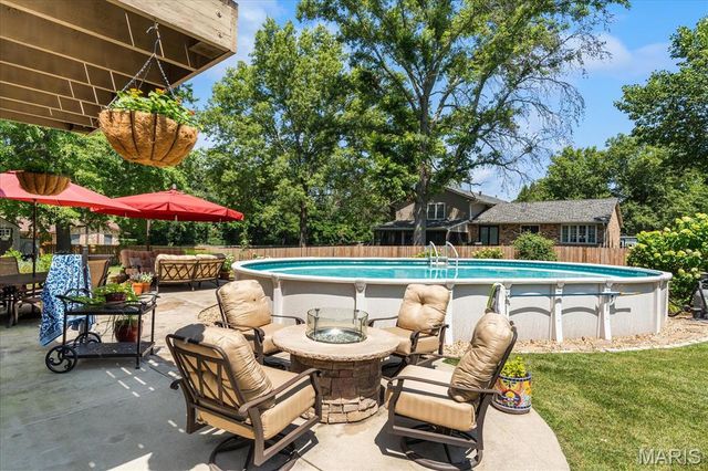 102 E Brittany Lane, O'fallon, IL 62269