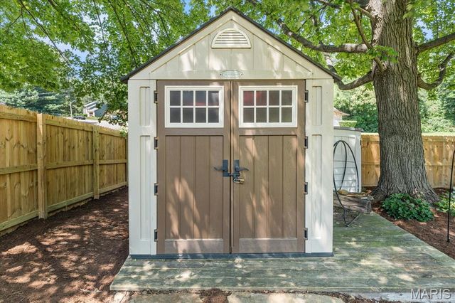102 E Brittany Lane, O'fallon, IL 62269