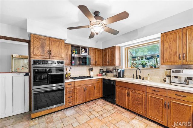 102 E Brittany Lane, O'fallon, IL 62269