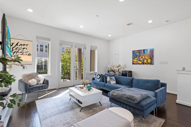 1925 Shearn Street, Houston, TX 77007