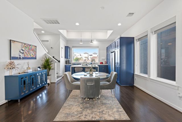 1925 Shearn Street, Houston, TX 77007