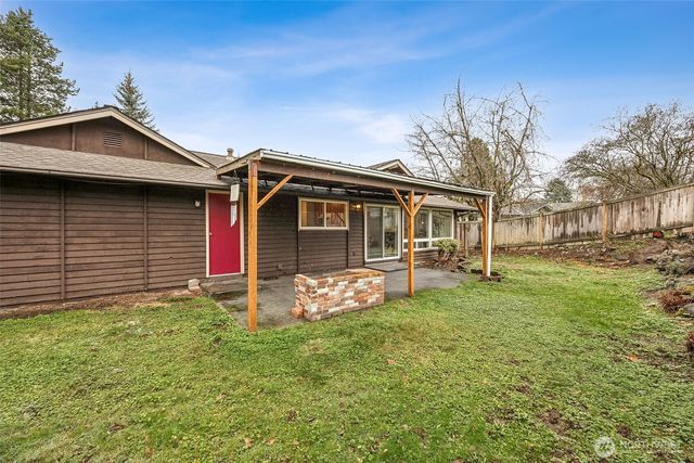 16608 127 Avenue SE, Renton, WA 98058