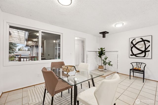 16608 127 Avenue SE, Renton, WA 98058