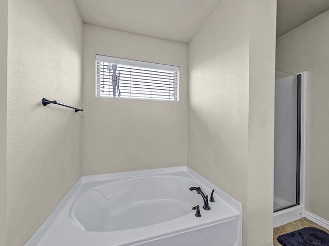 3501 Austin Street, Gainesville, TX 76240