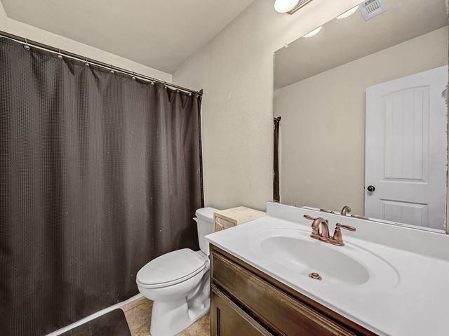 3501 Austin Street, Gainesville, TX 76240