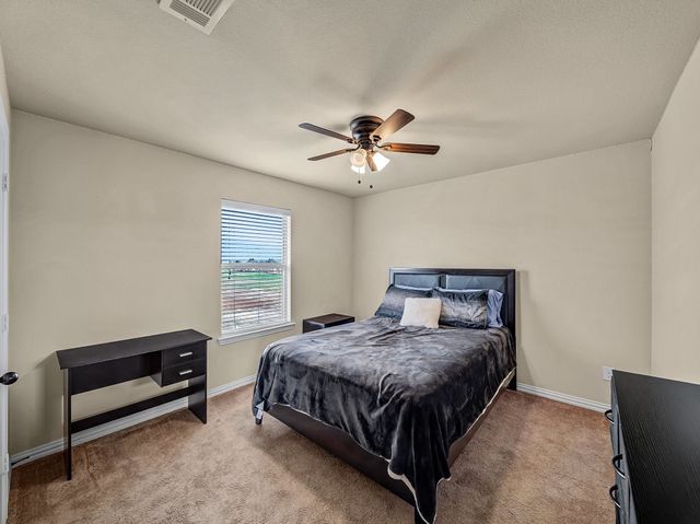 3501 Austin Street, Gainesville, TX 76240