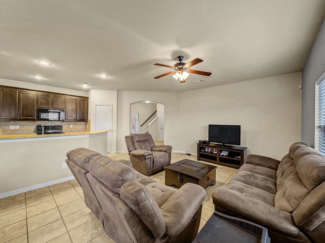 3501 Austin Street, Gainesville, TX 76240
