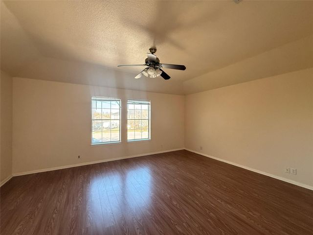 1713 Primrose LN, Leander, TX 78641