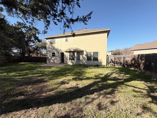 1713 Primrose LN, Leander, TX 78641