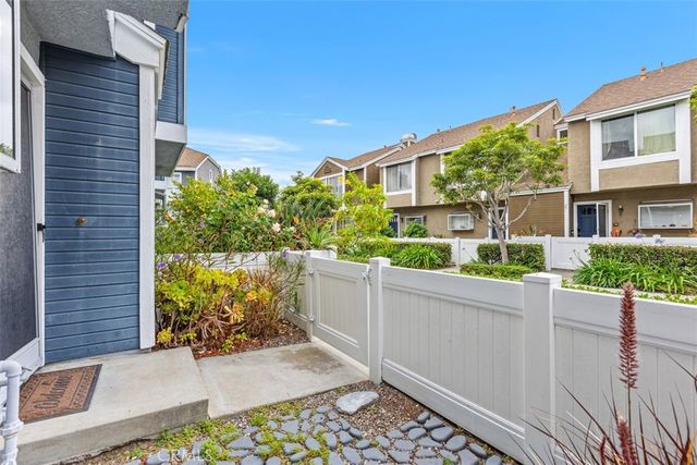 41 Briarwood Lane 76, Aliso Viejo, CA 92656