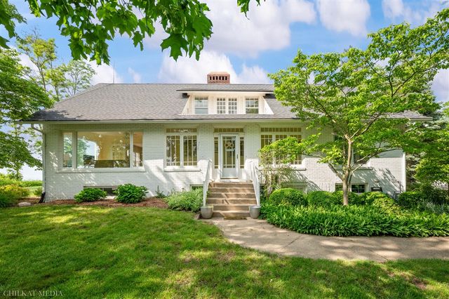 2815 Lake Pines Path, Saint Joseph, MI 49085