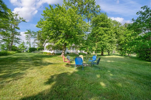 2815 Lake Pines Path, Saint Joseph, MI 49085