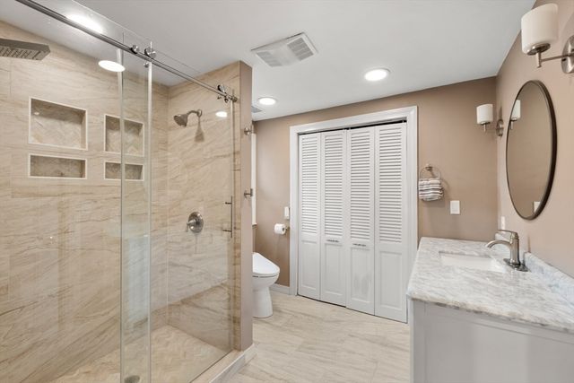 64 Country, Weston, MA 02493
