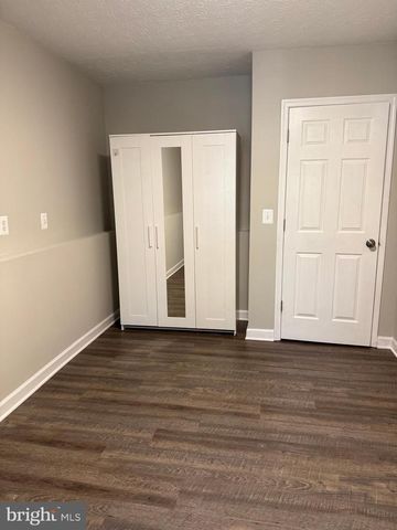4637 LUXBERRY DR, Fairfax, VA 22032