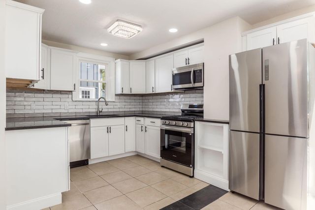 1156 S Champion Avenue, Columbus, OH 43206