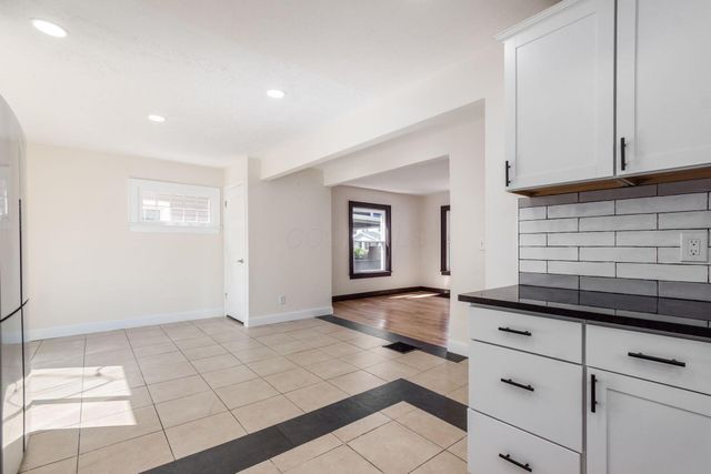 1156 S Champion Avenue, Columbus, OH 43206