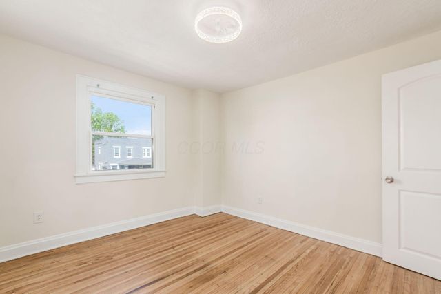 1156 S Champion Avenue, Columbus, OH 43206