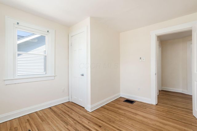 1156 S Champion Avenue, Columbus, OH 43206
