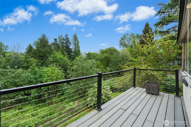 5630 21st Avenue SW, Seattle, WA 98114