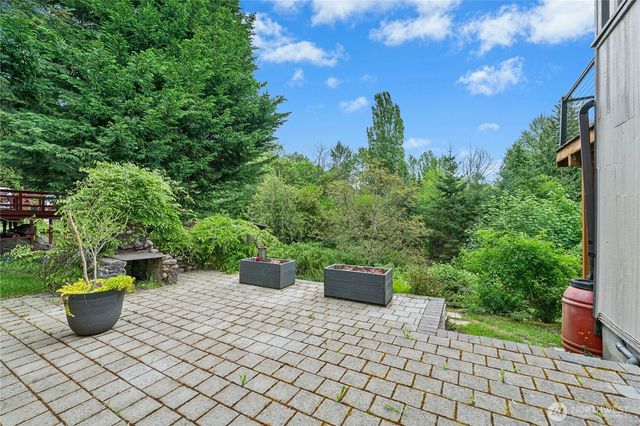 5630 21st Avenue SW, Seattle, WA 98114