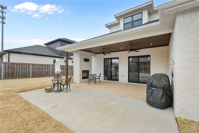 3703 SW Radiance Avenue, Bentonville, AR 72713